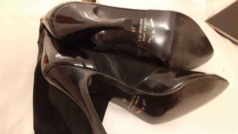 Cizme lungi din piele naturala intoarsa