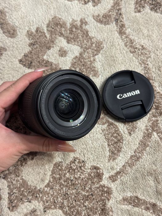 Canon EOS R с набором для съемки