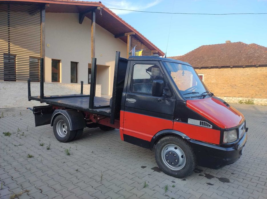 Vand Camioneta Iveco Daily basculabil