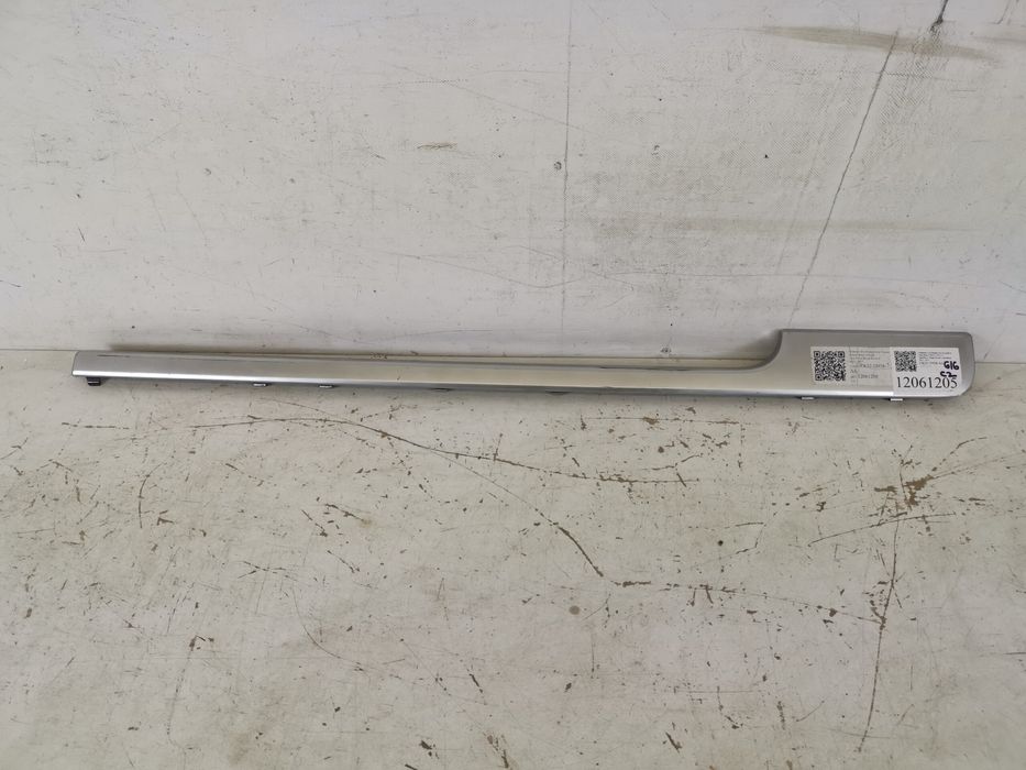 Орнамент Врата Дясна Предна Ленд Роувър / Land Rover Range Rover 4 Ори