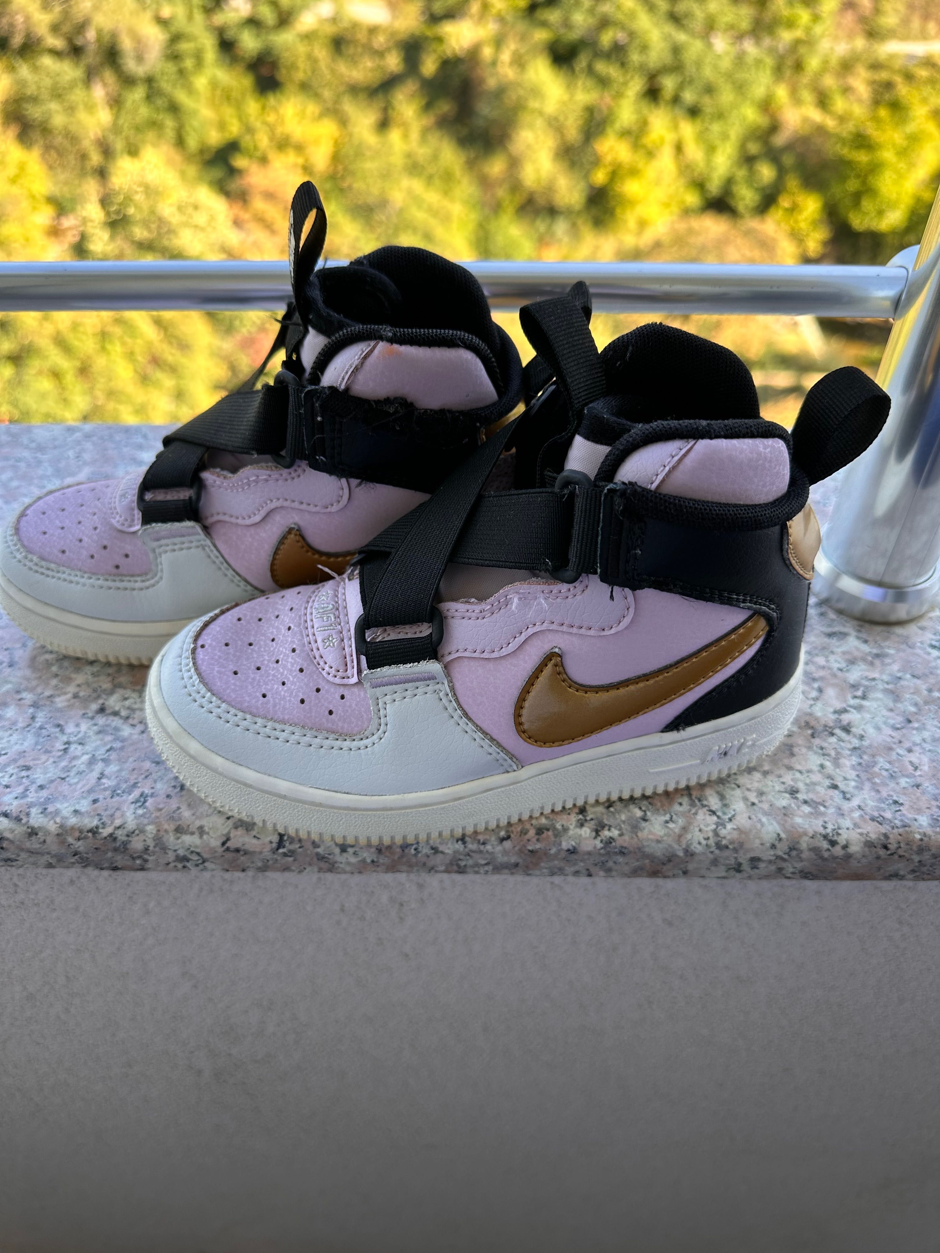 Детски маратонки Nike air force1 highness