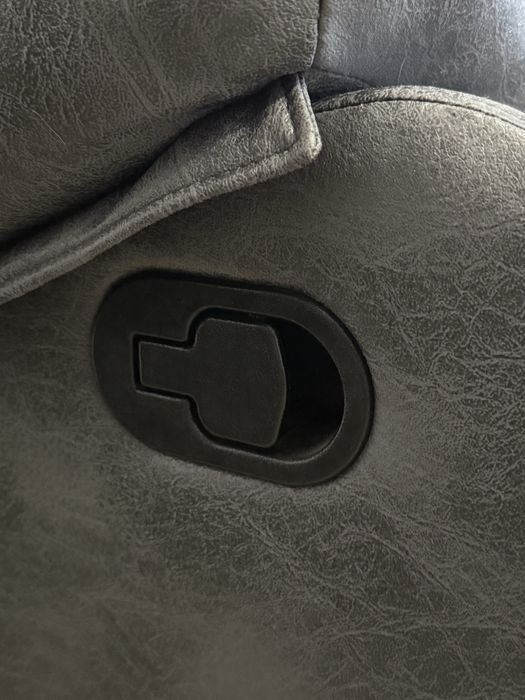 Vand canapea si fotoliu