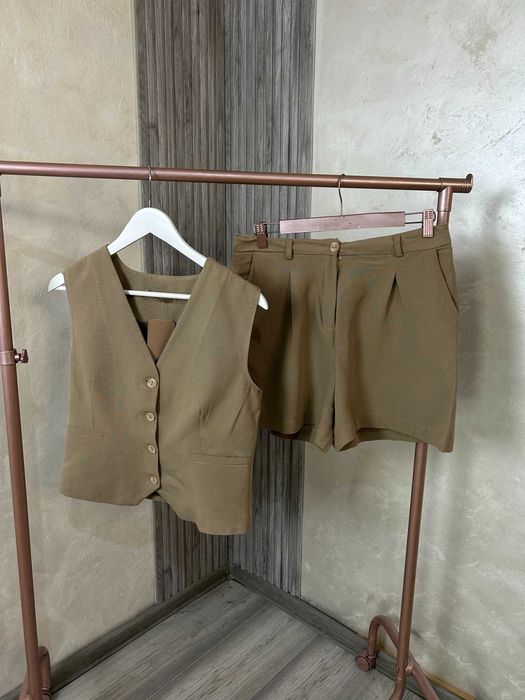 Дамски сетове различни модели