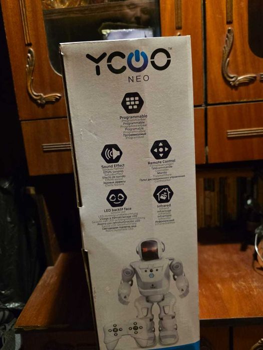Играчка робот Ycoo neo