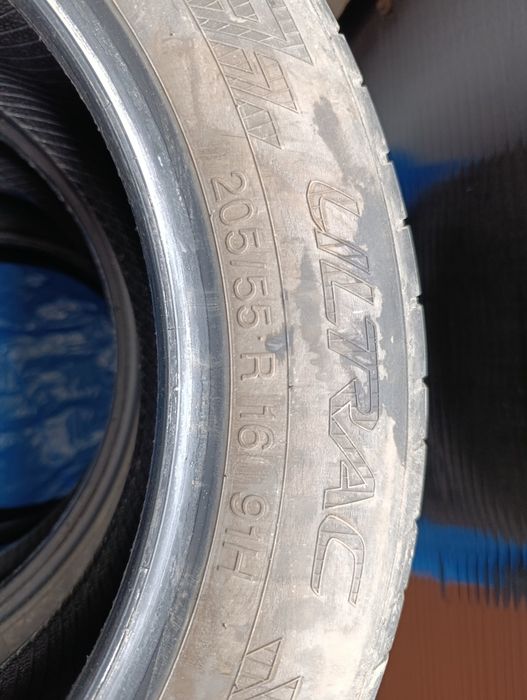 Vând 4 cauciucuri vară