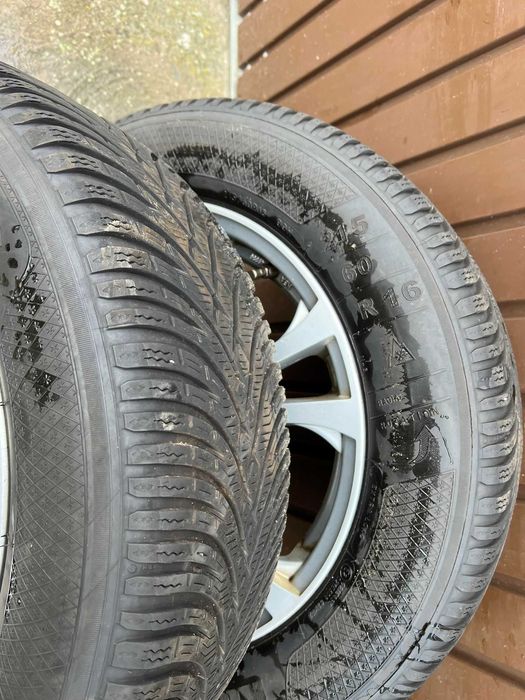 anvelope Kleber Krisalp Hp3 cu dimensiunea 215/60 R16 M+S