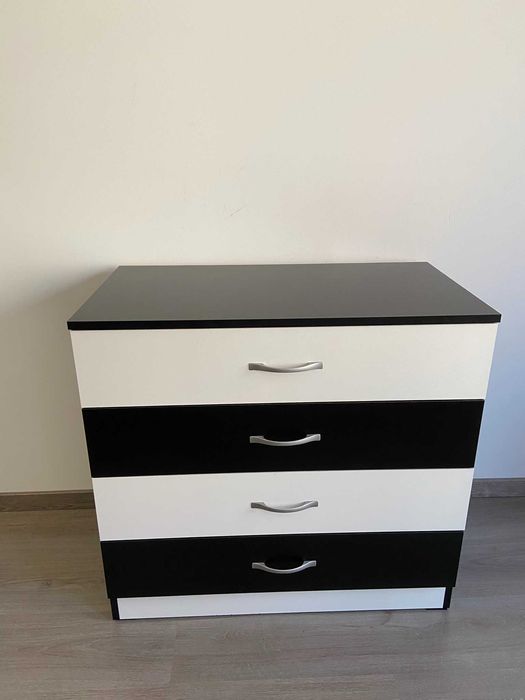 Комплект гардероб с плъзгащи се врати и скрин