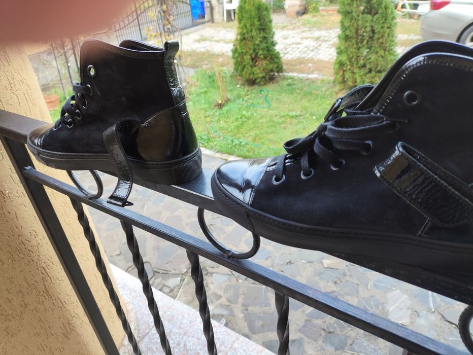 Ghete Dama Piele Nr 38 ARCHE originale ( primite cadou )