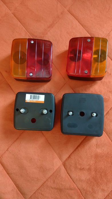 proiectoare si stopuri remorca