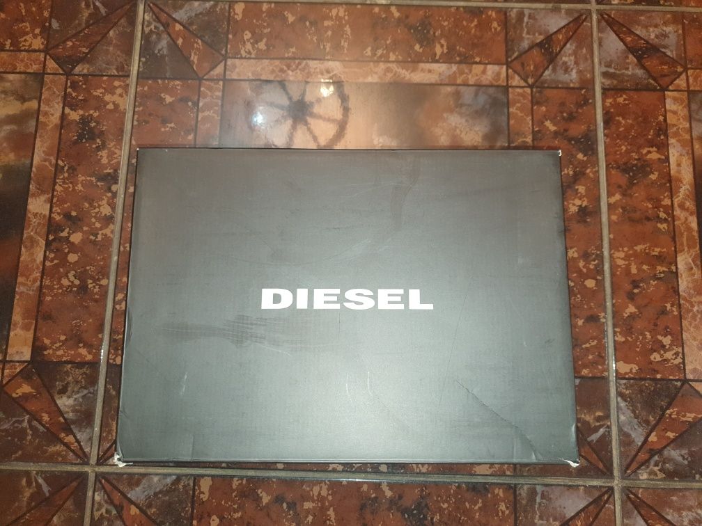 Sandale Diesel albe de piele