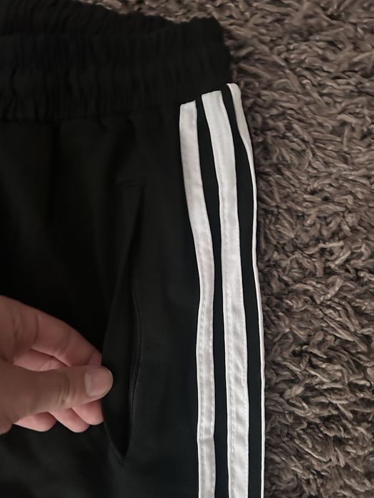 Pantaloni adidas cu fermoar