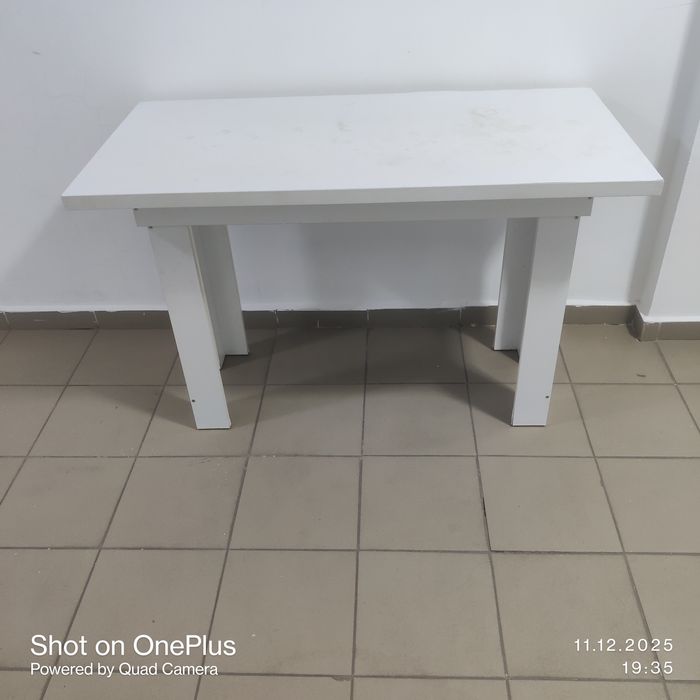 Продам кухонный стол