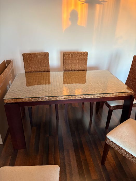 Masa living plus scaune ratan - stare buna