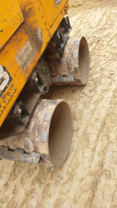Inchiriez compactor placi compactoare cilindru picior de oaie