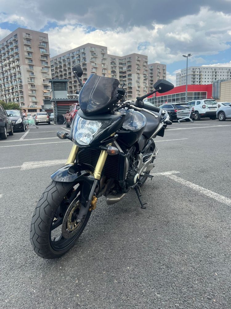 Honda hornet CB600F