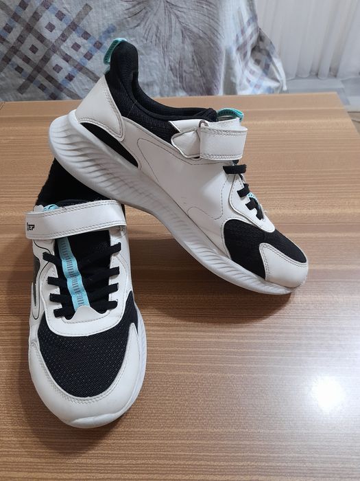 Кроссовки 40 размер