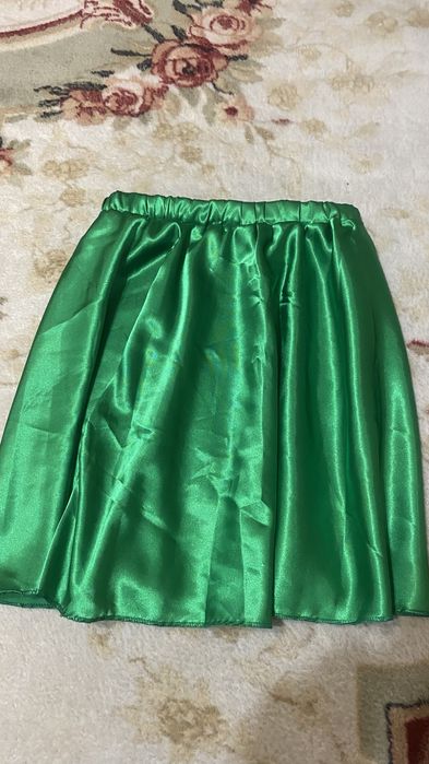 Юбка атлас на 9-10лет.2 расцветки.