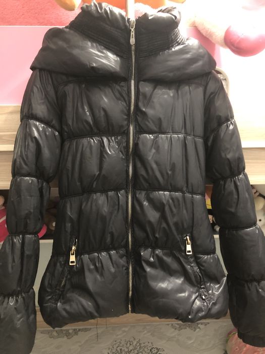 Продам куртку Moncler