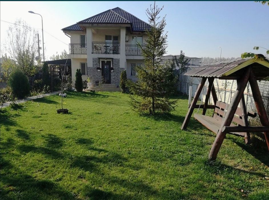 Închiriez imobil Casa /Vila mobilata+spatiu comercial,garaj,atelier