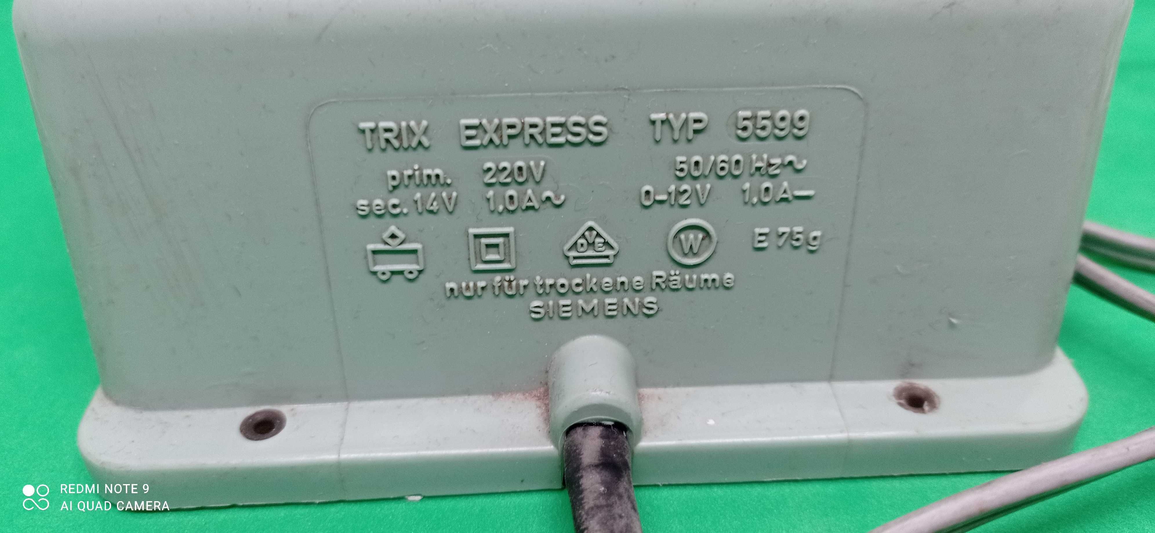 Трансформатор за влаче Trix Express Германия