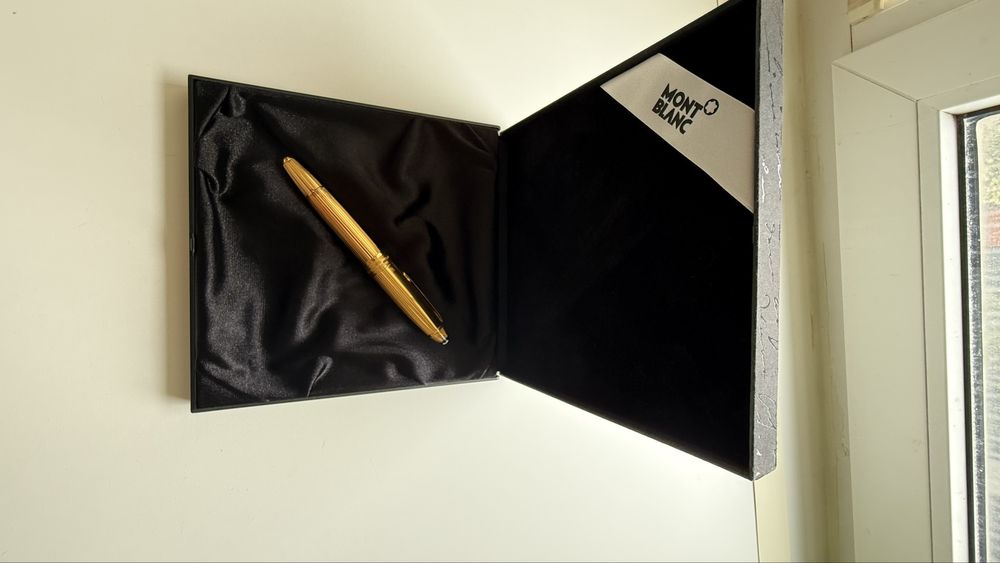 Montblanc Meisterstück 146 LeGrand Solitaire Vermeil Godron