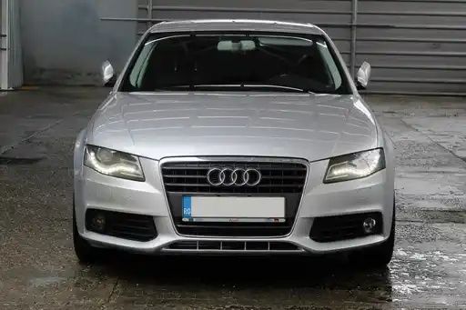 Vând Audi a4 b8 2011