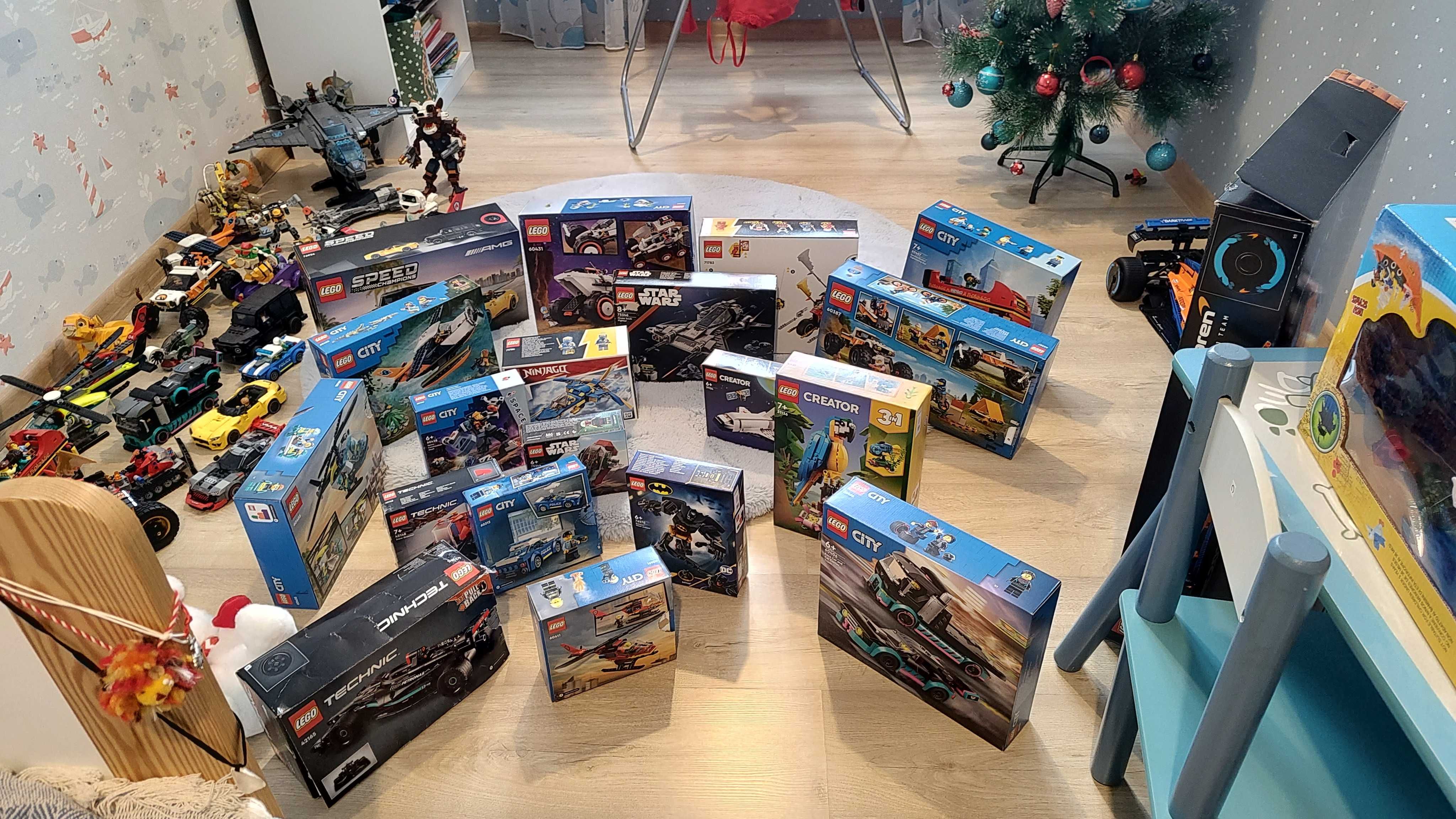 Lego сглобени с кутии и инструкции на 50%