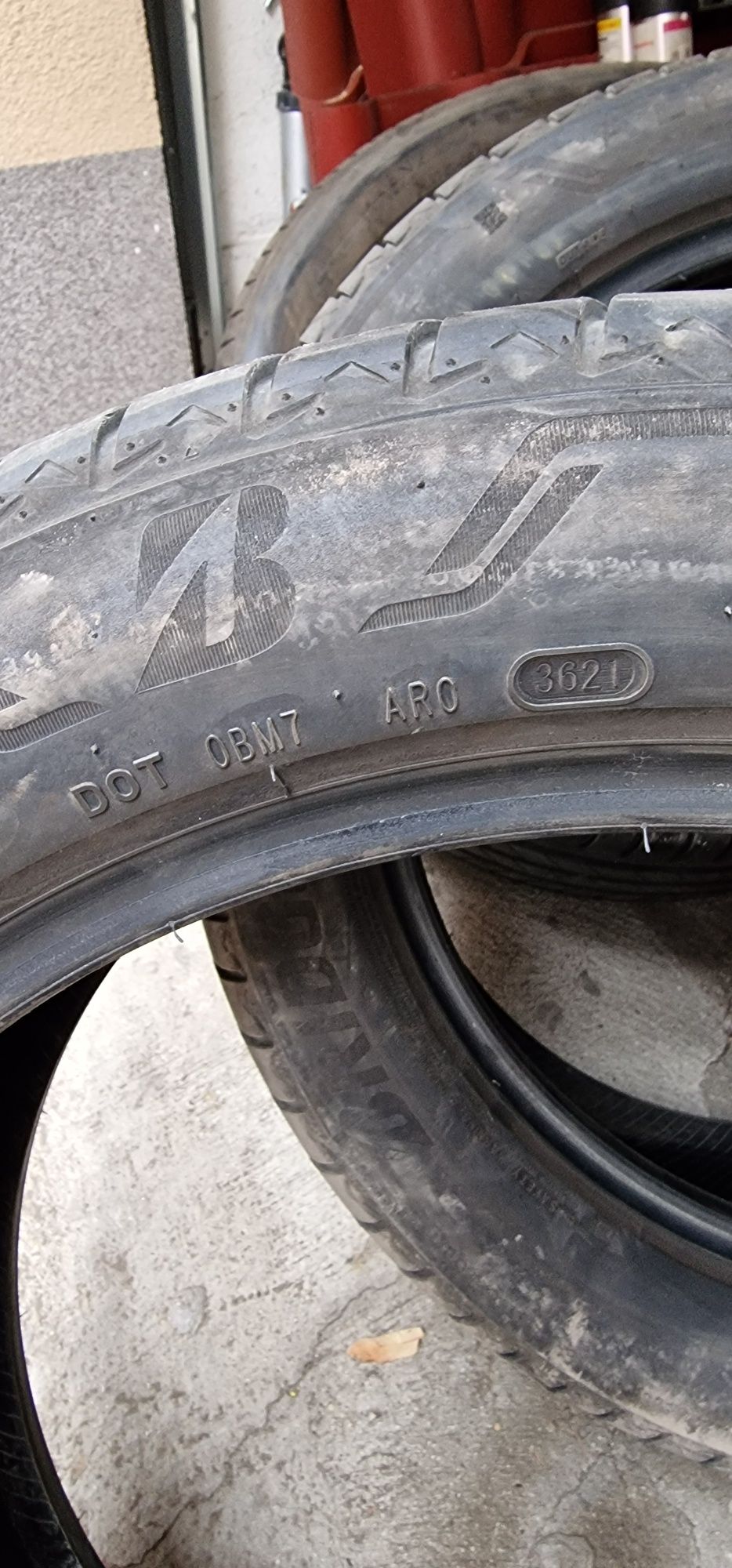 275/45/20 и 305/40/20  Bridgestone Alenza 001