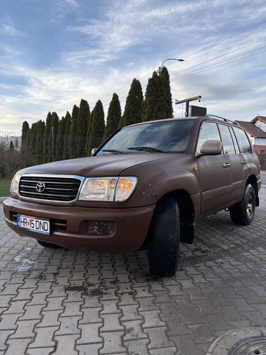 De vânzare Toyota Land Cruiser J100 diesel