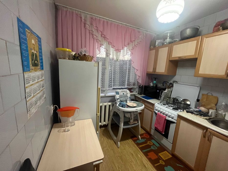 Продам 1-ю квартиру в 3 мкр. ул. Абая