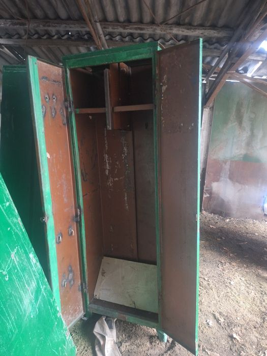 Металл шкаф состояние средний