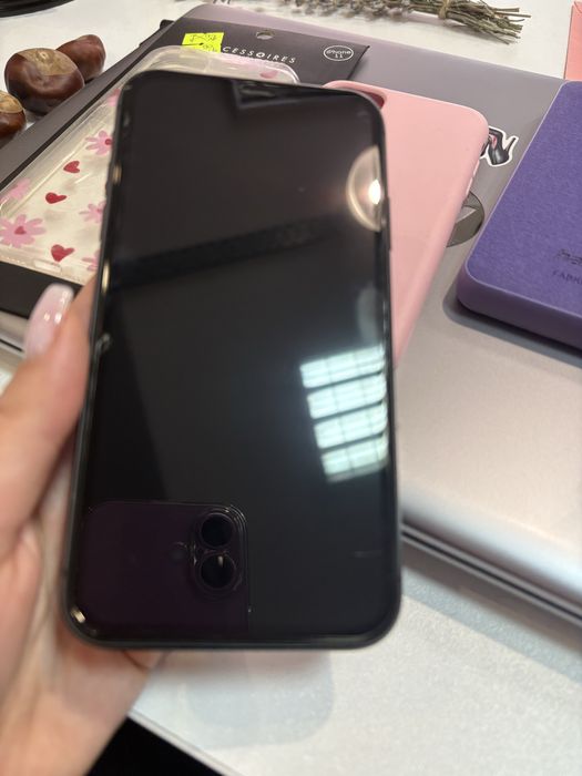 Iphone 11 64GB изпозлван