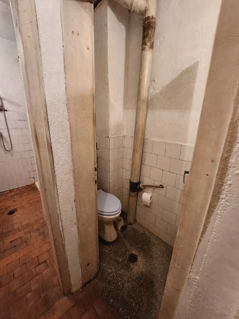 Продава се Четиристаен апартамент в Търговище, Център - 111 кв.м за 942 €/кв.м - Снимка #12