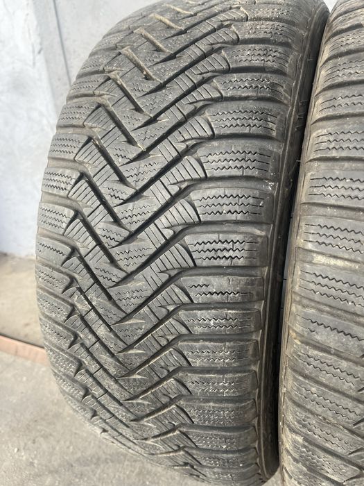 2 бр. зимни гуми 225/45/17 Laufen DOT 3121 5/6 mm