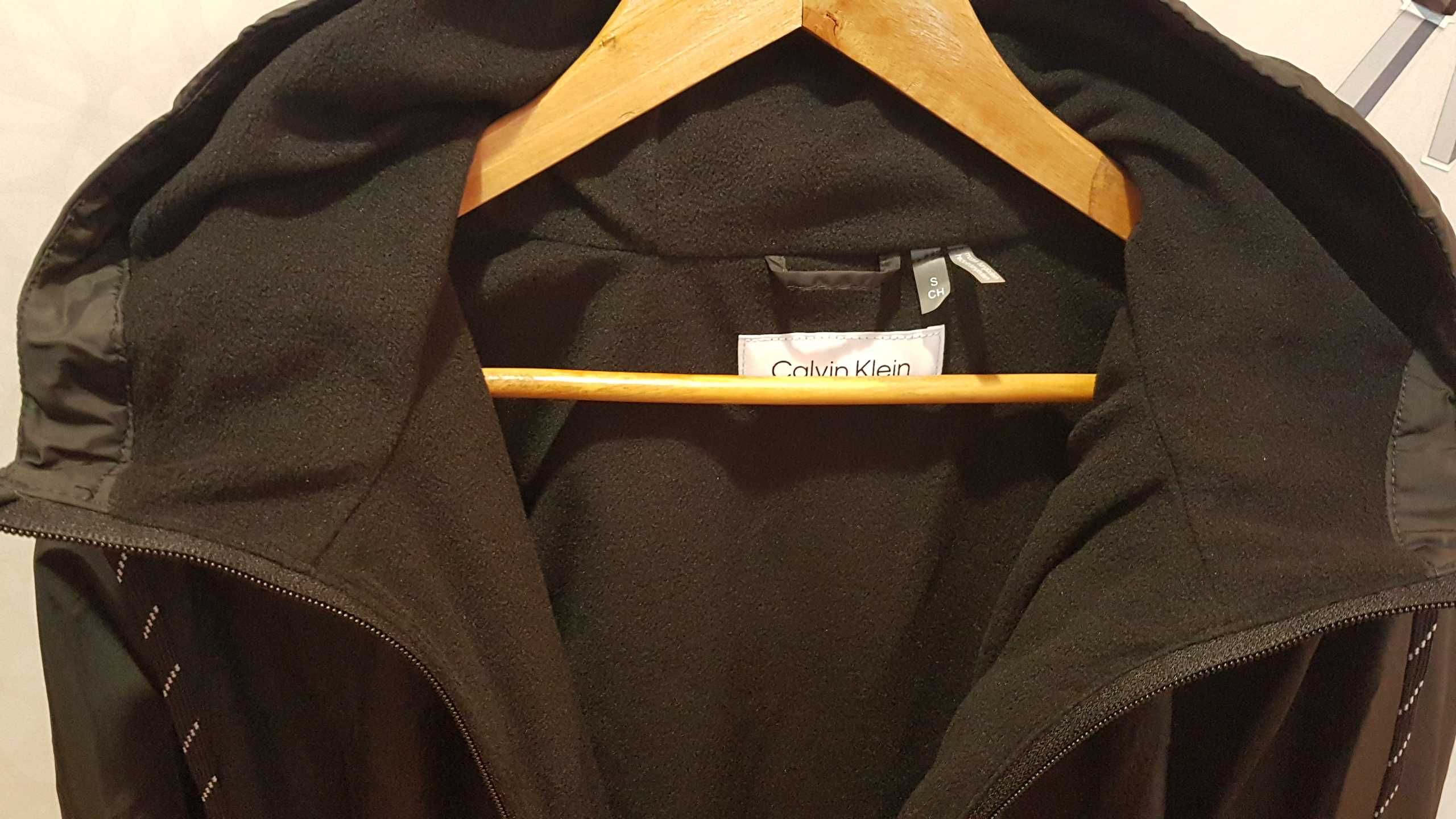 Ново дамско яке Calvin Klein шушляк с подплата ветровка размер S