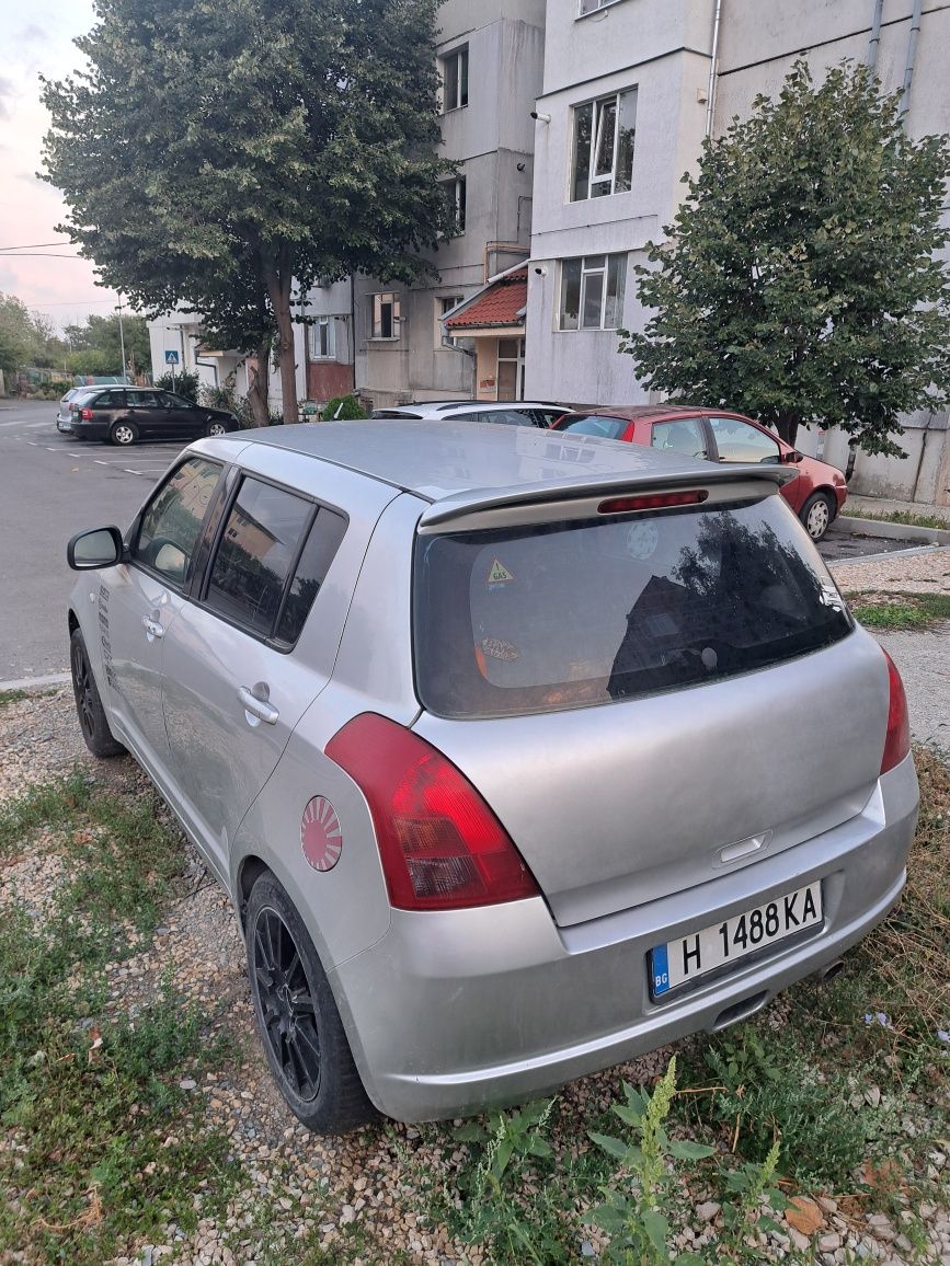 Сузики Суифт 1.3