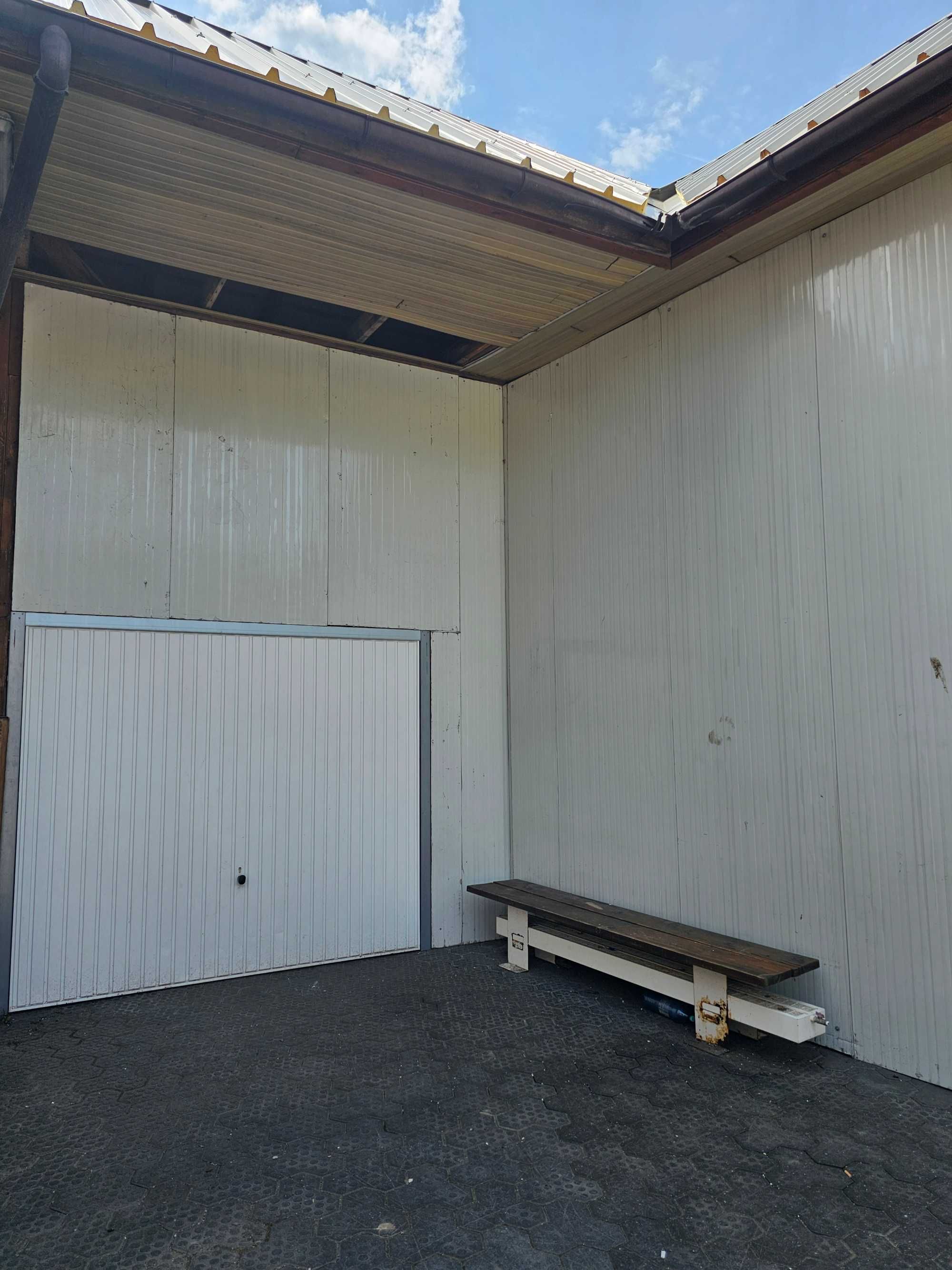 Particular ofer spatiu comercial central cu vad si parcare in curte