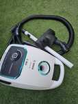 Aspirator cu sac Bosch BGLS4HYG2, 700 W, Alb