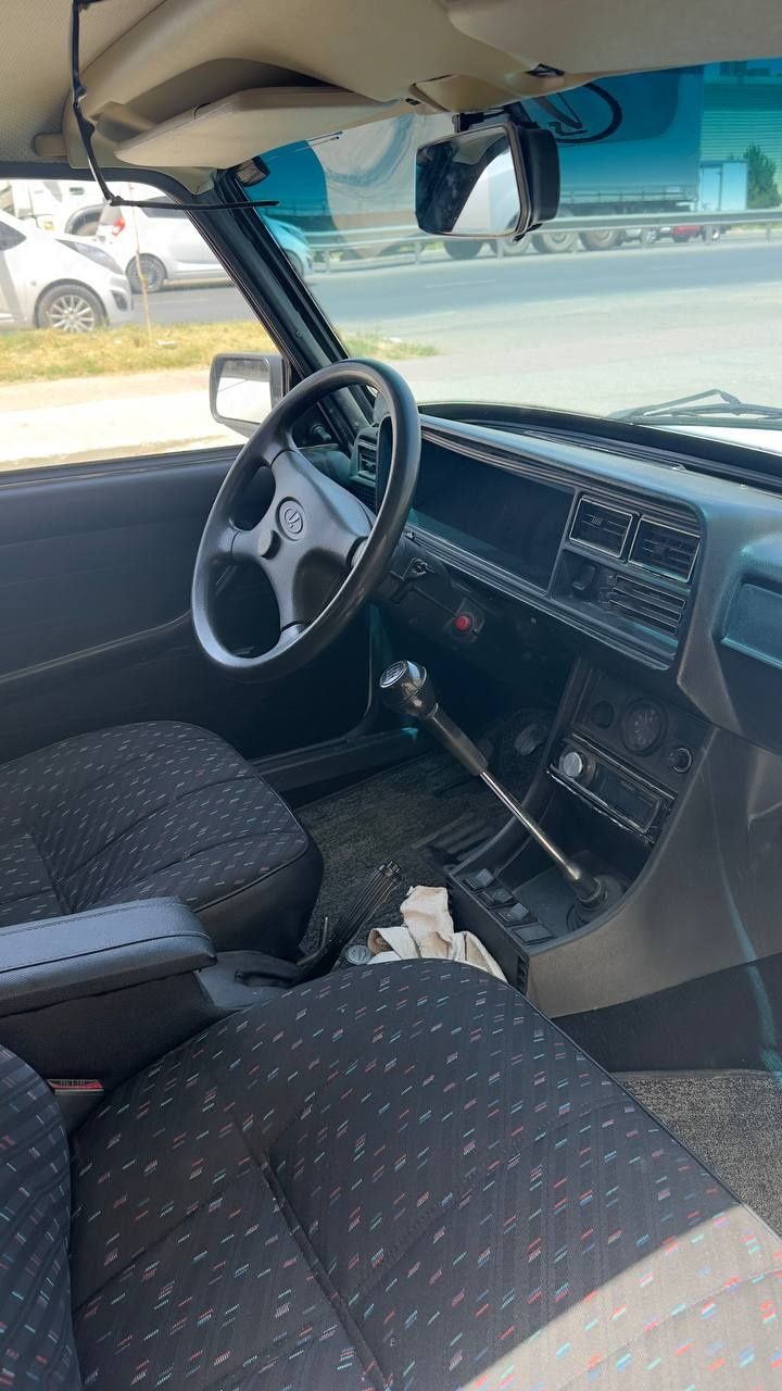 Vaz 2107 sotiladi