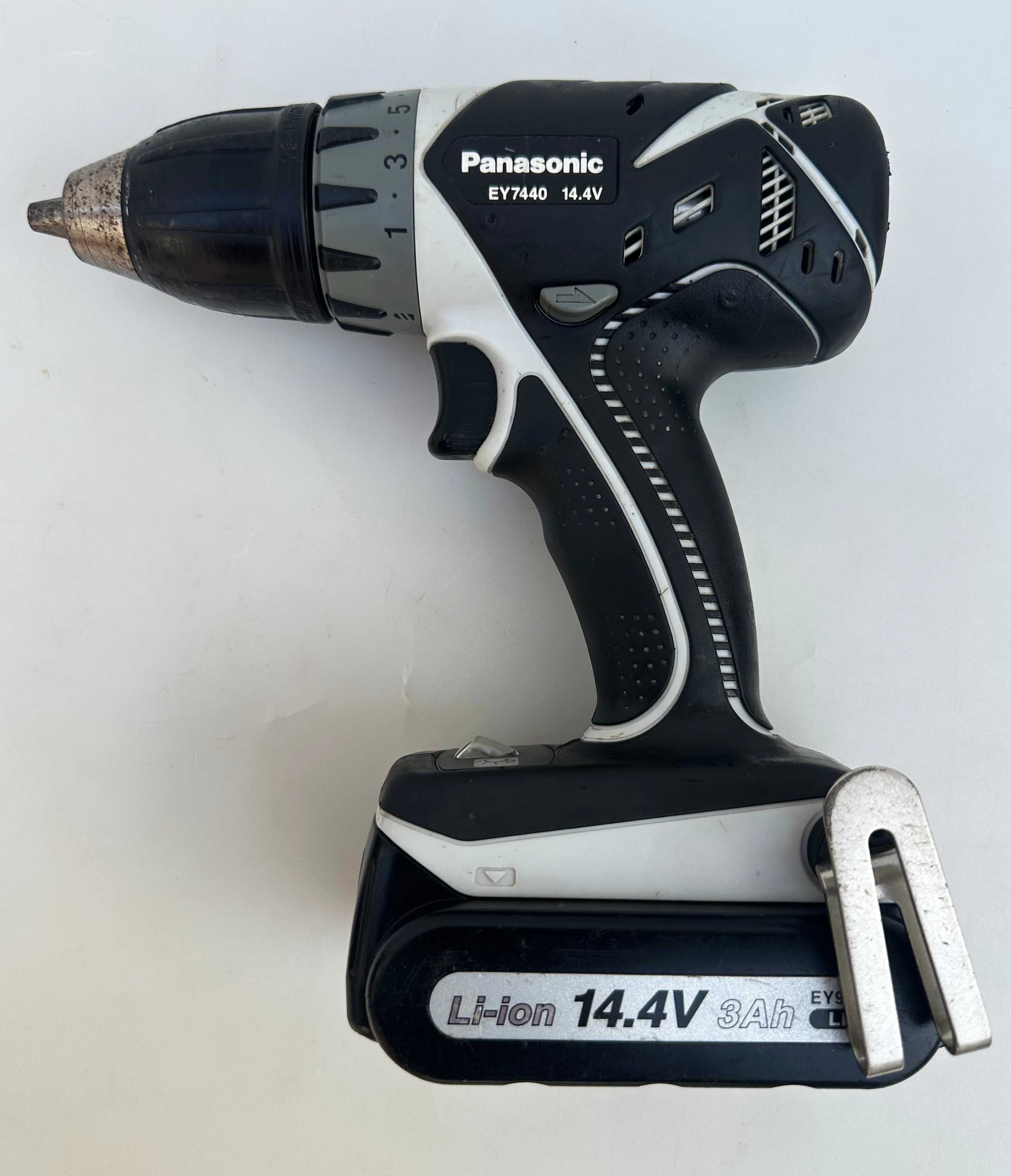 Panasonic EY7440 - Акумулаторен винтоверт 14,4V комплект