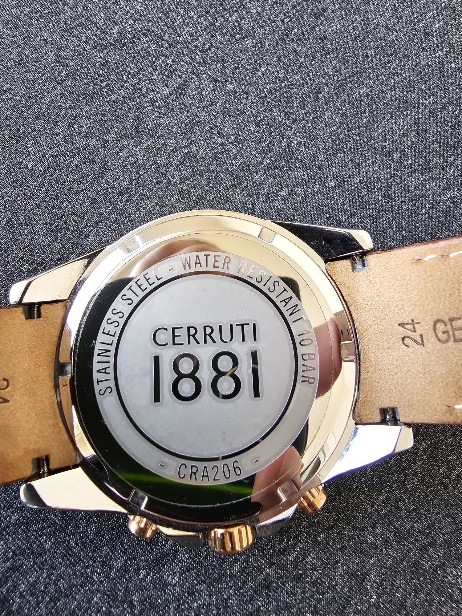 Часовник Cerruti 1881