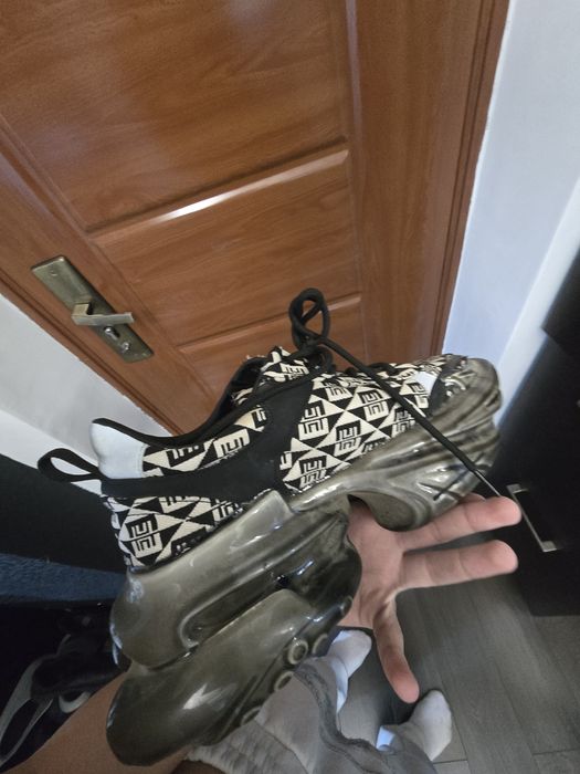 adidasi  Balmain Unicorn cumparati recent nefolositi