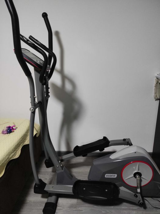 Bicicleta eliptica EcoFit 2601P aproape noua volanta 10kg 32 trepte