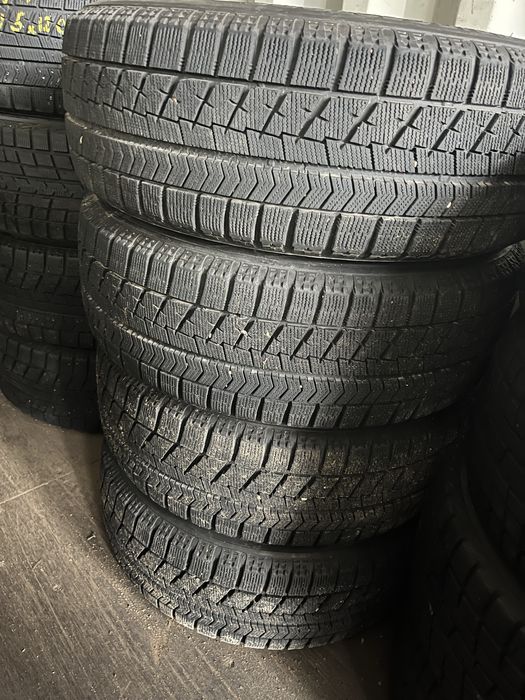 215/60/17 Bridgestone зимние Япония