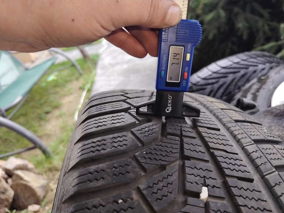 Anvelope iarna 225/60 R18