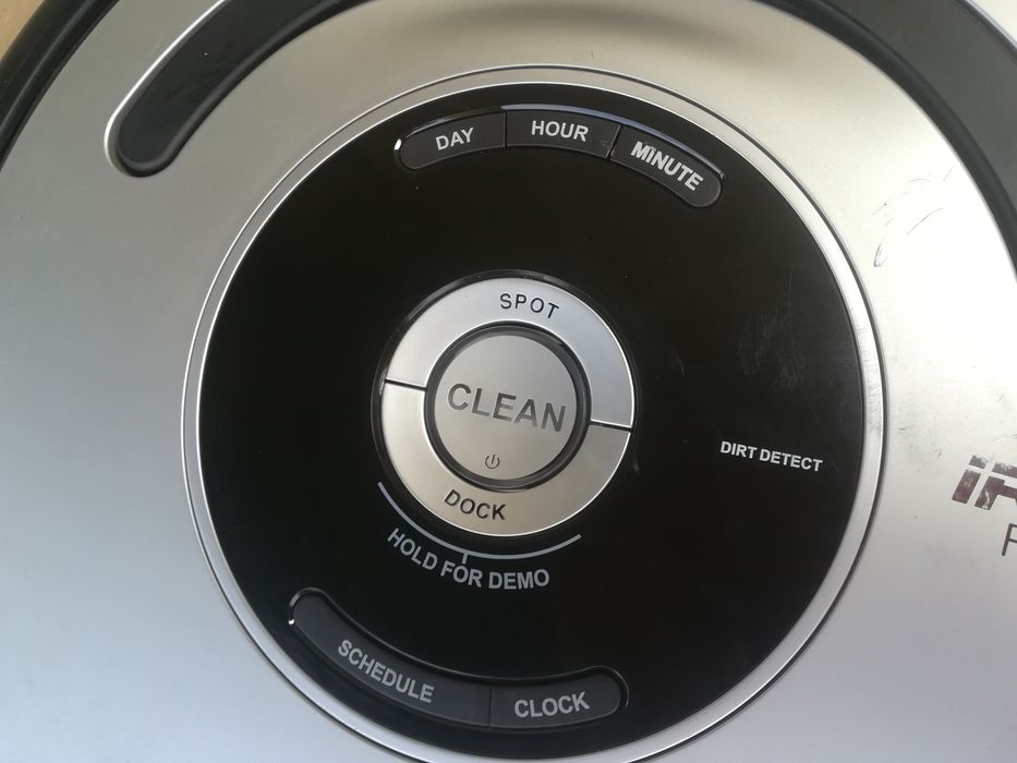 Aspirator I robot fără încărcător