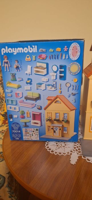 Căsuța cu păpuși, playmobil