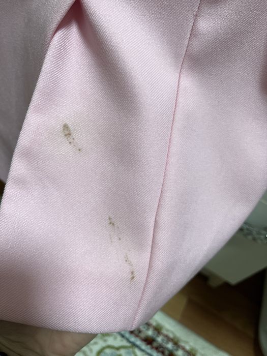 Пиджак розовый почти новый  одевали 1раз