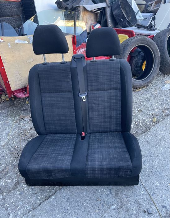 Мерцедес Вито ! Предна двойна седалка кожа и плат !