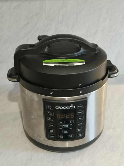 Multicooker cu gatire sub presiune Crock-Pot Express CSC051X – 5.6L, 1
